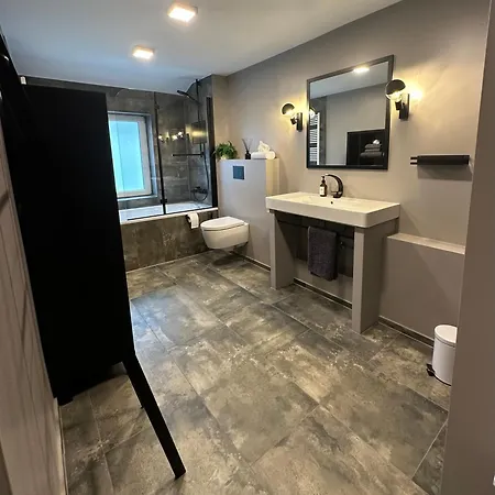 Remise-berlin-gruenau Your Cozy And Comfortable To For Up To 6 People Between Mueggelsee And * Berlin