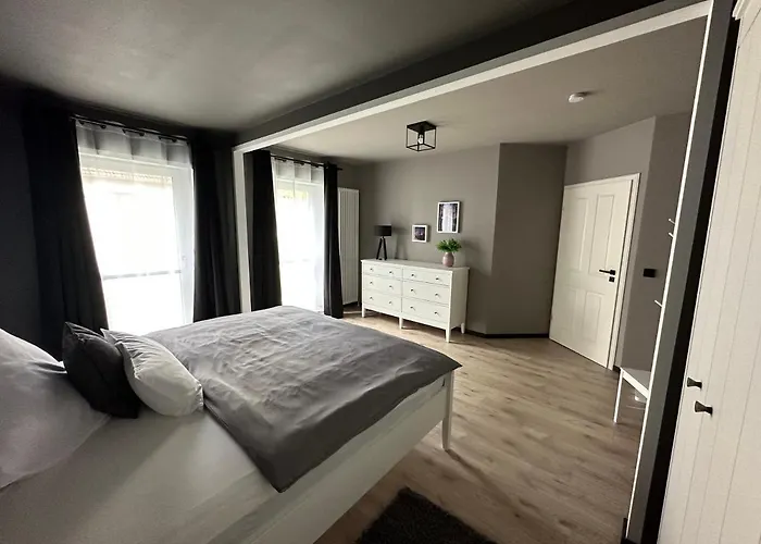 Remise-berlin-gruenau Your Cozy And Comfortable To For Up To 6 People Between Mueggelsee And *