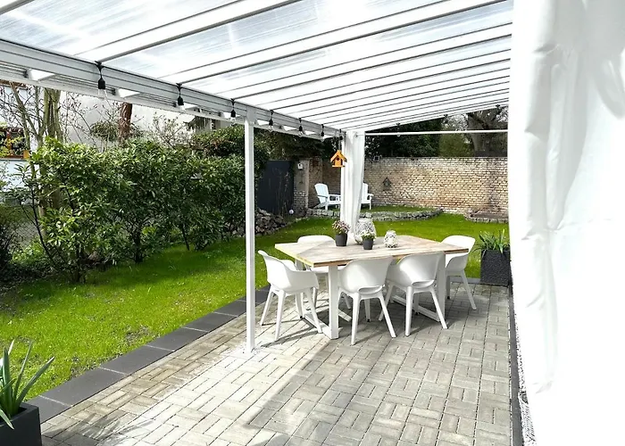 Remise-berlin-gruenau Your Cozy And Comfortable To For Up To 6 People Between Mueggelsee And Berlin