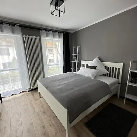 Holiday home Remise Berlin-grünau: Cozy Retreat For 6 Near Müggelsee *