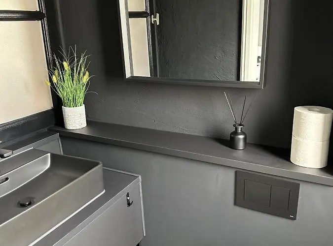 Prázdninový dům Remise-berlin-gruenau Your Cozy And Comfortable To For Up To 6 People Between Mueggelsee And Berlín